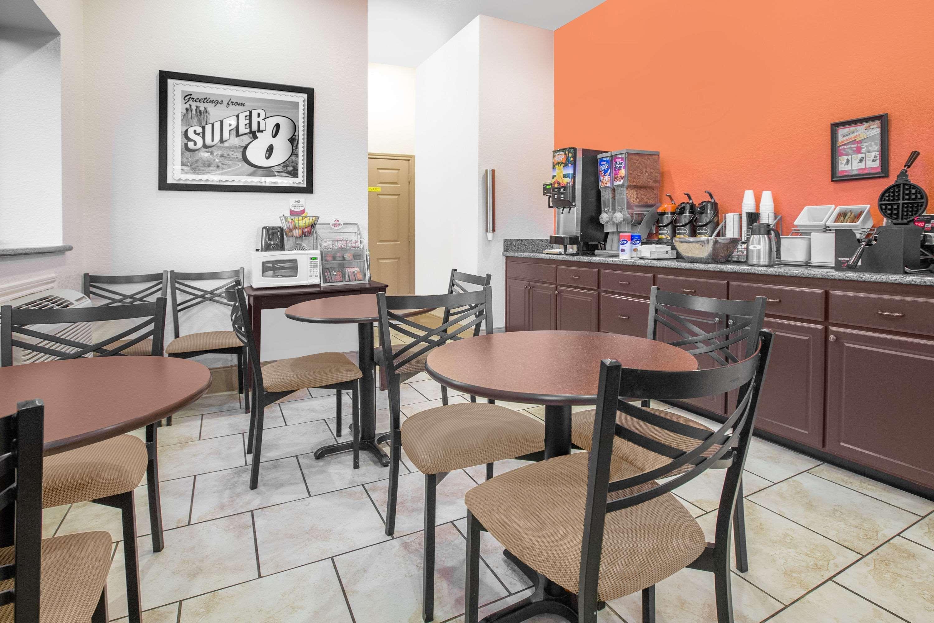 艾达贝尔速8酒店 Idabel 外观 照片